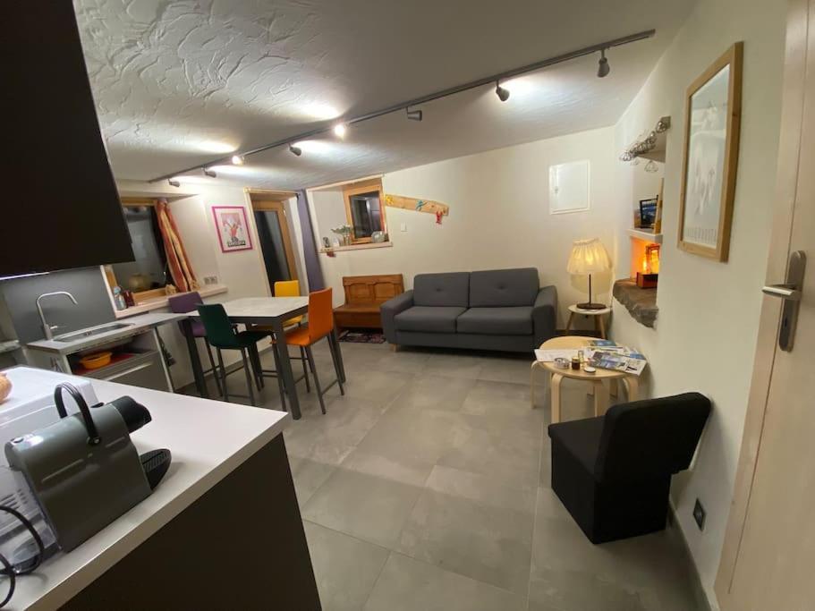Dans Hameau, Pres Des Pistes Logement De Plein Pied Au Calme Taninges Bagian luar foto